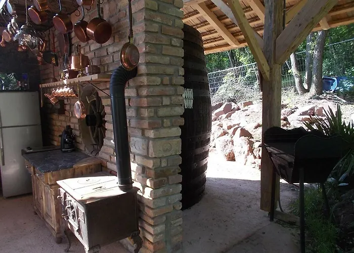 بيت للعطل 200 Eves Vendeghaz